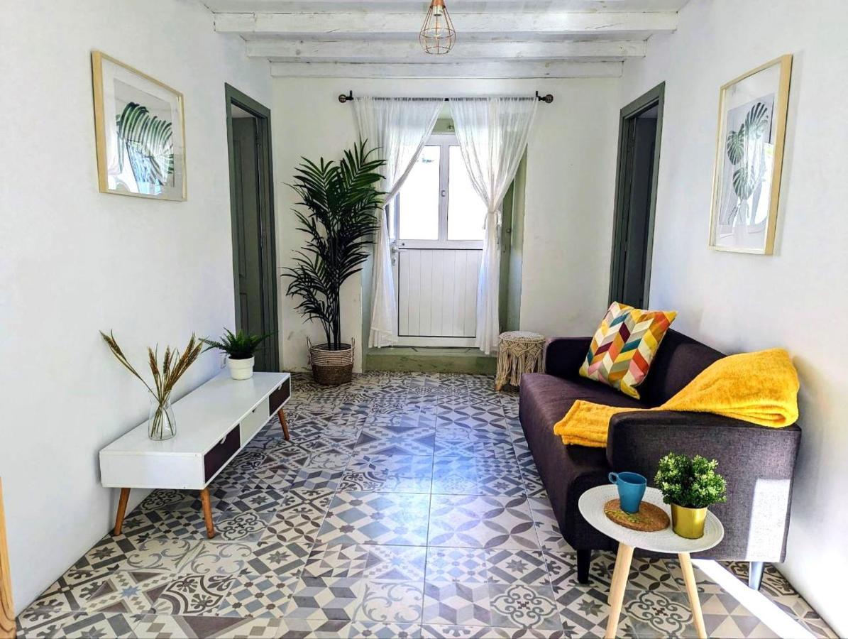 Cozy 3 Bedroom Home - Close To Beach Lourinhã Extérieur photo